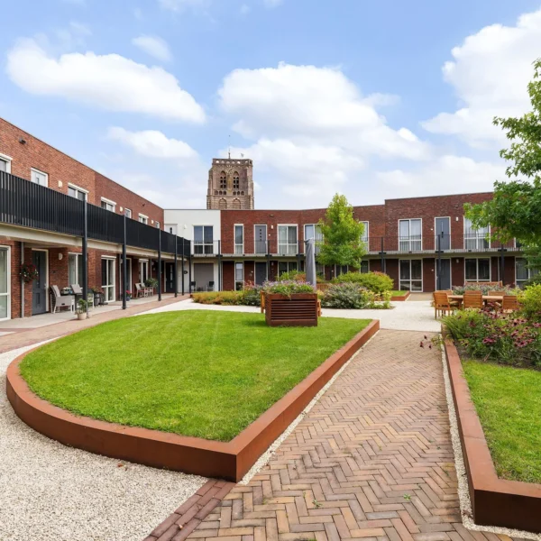 Adrianusplein 212, Sint-Michielsgestel