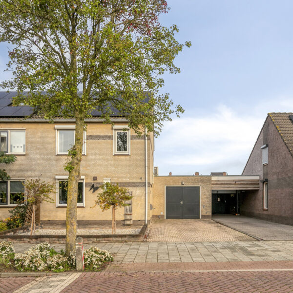 Bezemerland 12,<br>Nieuwaal